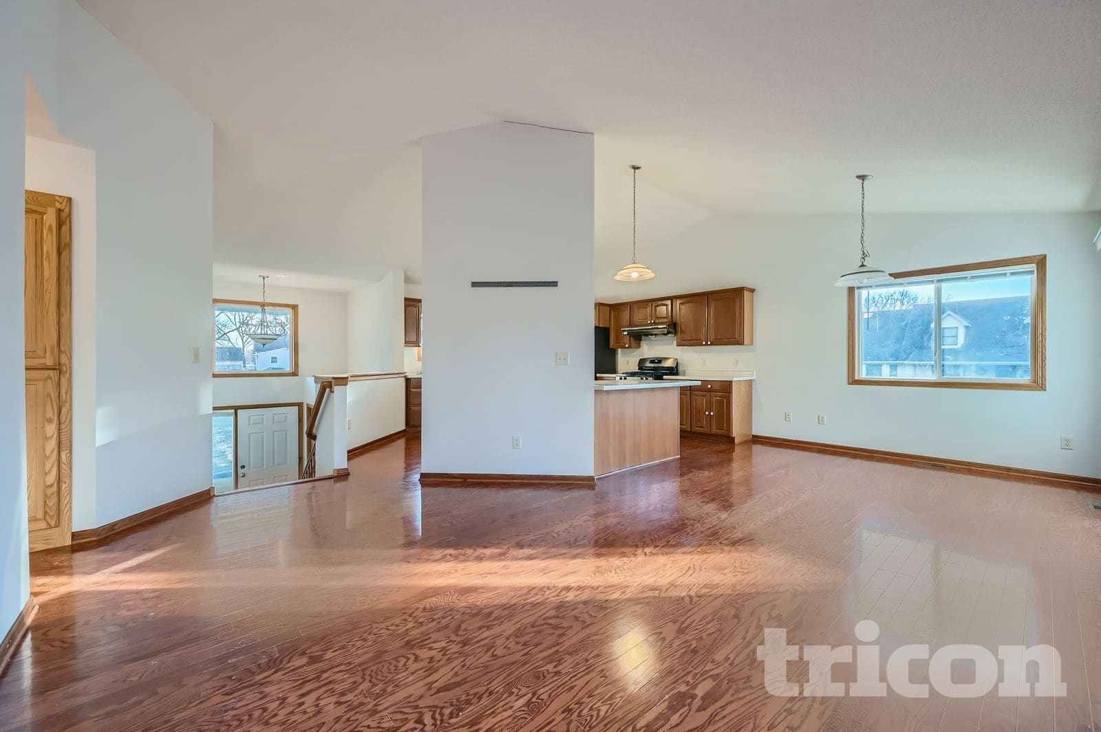 Building Photo - 446 9th St SW