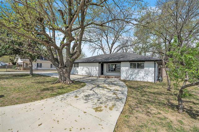 Building Photo - 600 N Mill St