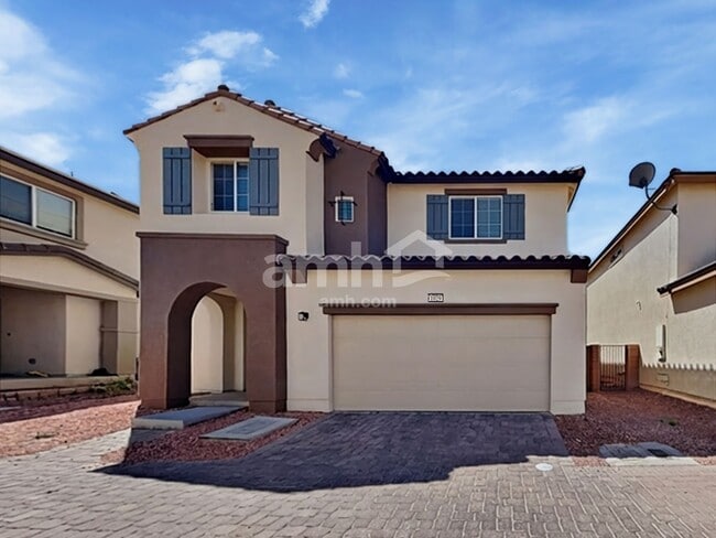 Building Photo - 1029 Maple Pines Ave