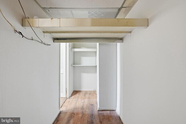 Building Photo - 4600 Duke St