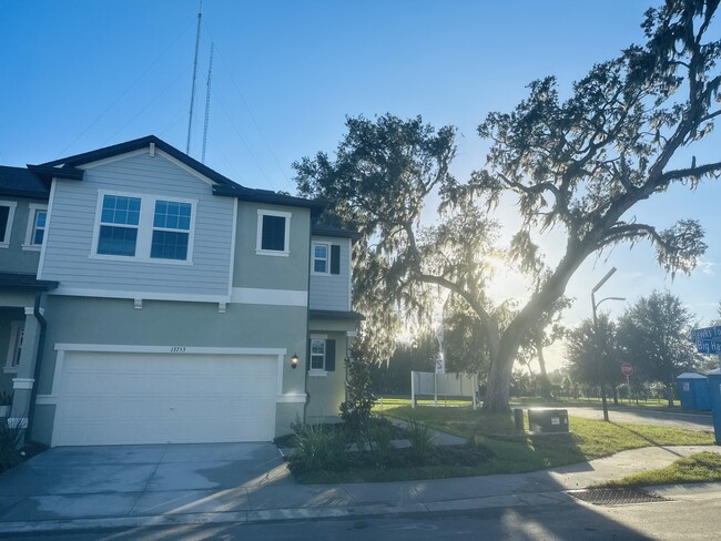 Building Photo - 13753 Big Hawk Way