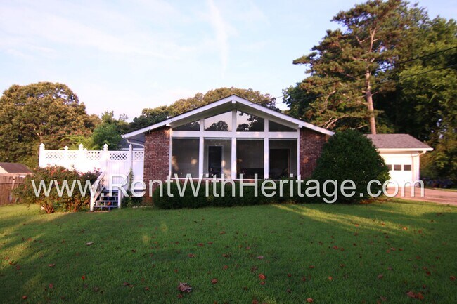 Building Photo - Charming Newly Renovated 3bd/ 2ba/ Gorgeou...