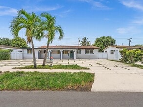 Building Photo - 5801 NW 113th Terrace