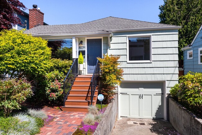 Stunning Greenwood home!! - 8034 17th Ave NW Seattle WA 98117 ...