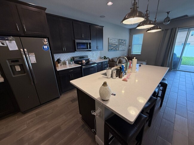 Building Photo - 3 Bedroom/2 Bathroom SFH in Summers Corner AVAILABLE APRIL 6th!