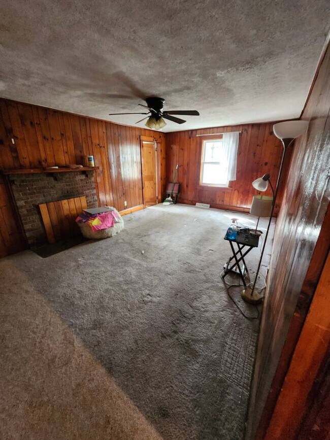 Building Photo - 155 Clement St