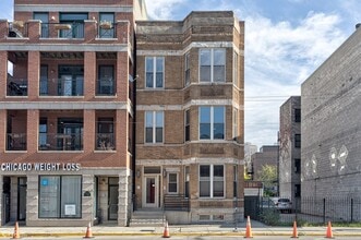 Building Photo - 2717 N Halsted St