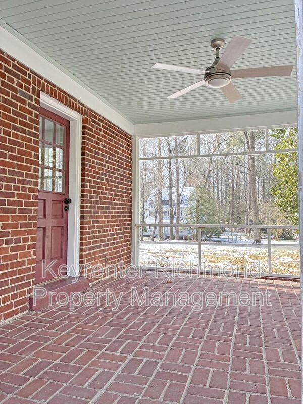 Building Photo - 4233 Pawnee Rd