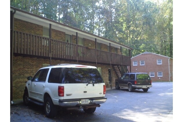 Primary Photo - 247-255 Spring Dr