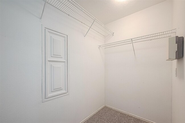 Building Photo - 17026 Cypresswood Glen Tr