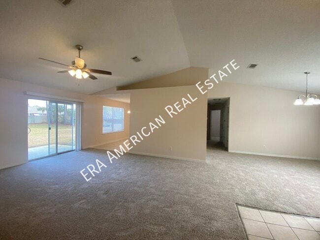 Building Photo - 7418 Woodmont Rd