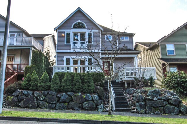 Primary Photo - Beautiful and modern two story home in Cop...