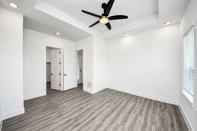 Building Photo - 3604 Runnels St