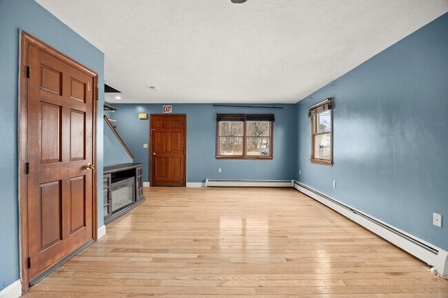 Building Photo - 39 Blendall St