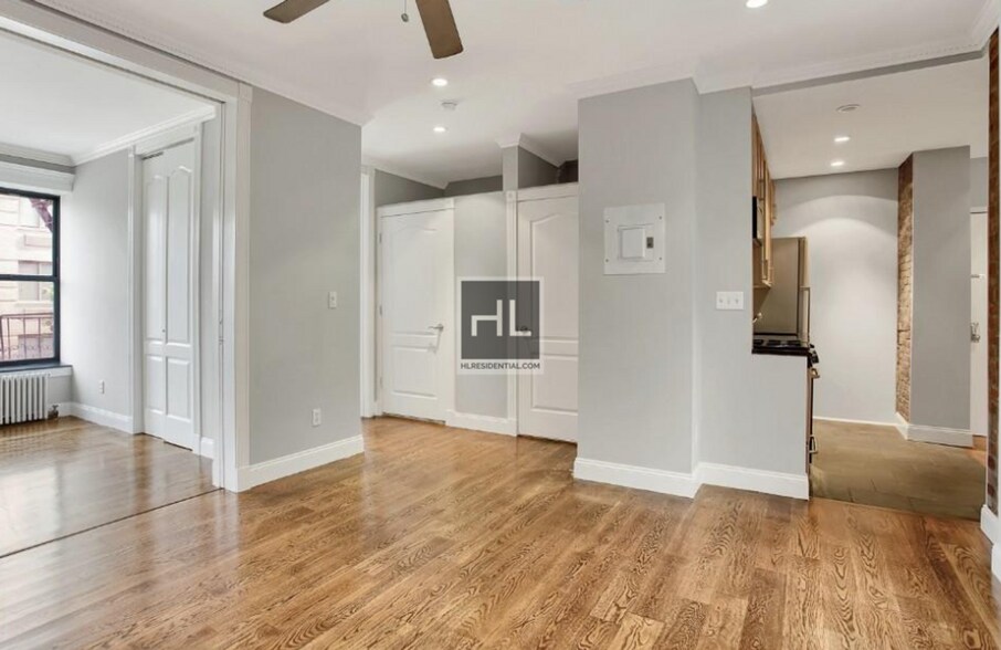 Building Photo - E 100TH ST.