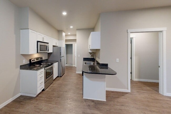Ventura 3x2 Kitchen - Four Seasons Central