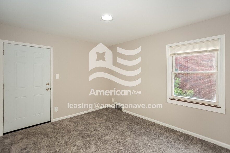 Building Photo - 4812 Balfour Rd