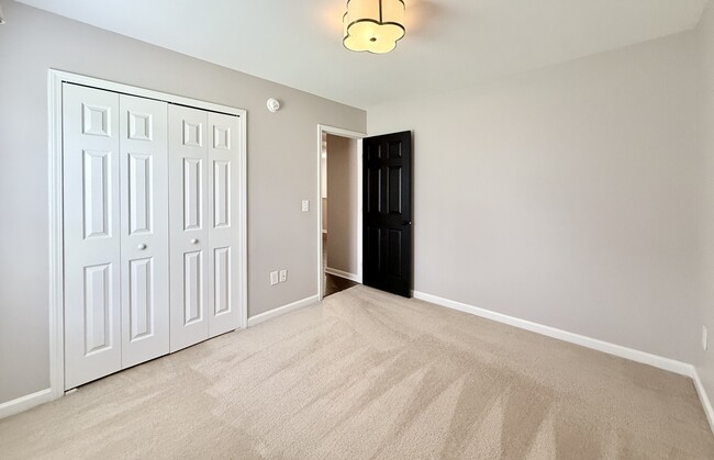 Building Photo - 4604 Miller Dr