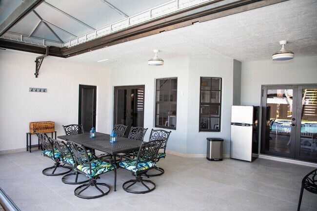 Building Photo - 14361 SW 31st St