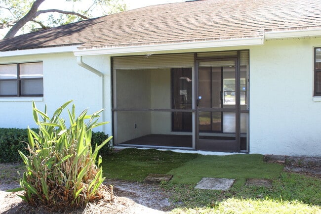 Building Photo - 9910 Orchid Tree Trail