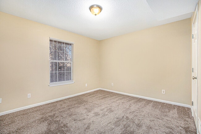 Building Photo - 8328 N Nodaway Ave