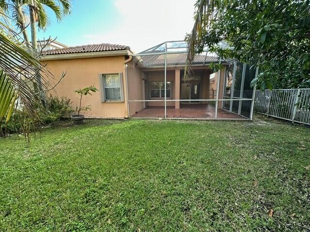 Building Photo - 1572 Banyan Way