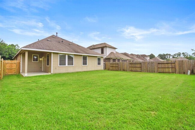 Building Photo - 16918 Lake Arlington Ln