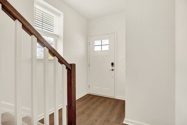Building Photo - 11301 Carobel Ct
