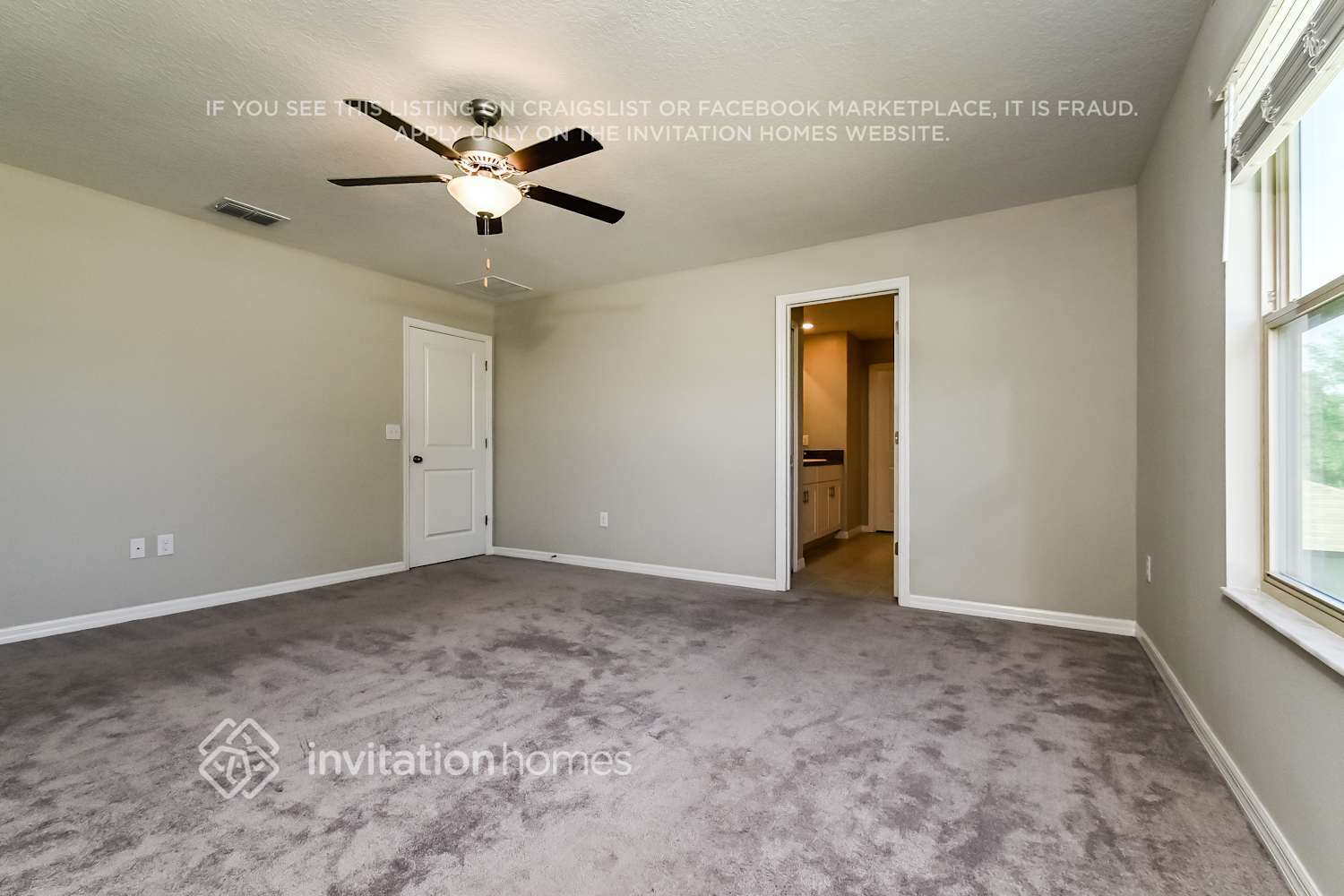 Building Photo - 1540 Blue Rose Dr