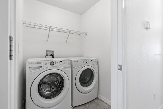 Building Photo - 12942 Utopia Gdns Wy