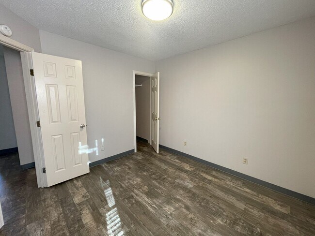 Building Photo - 442 Washington St