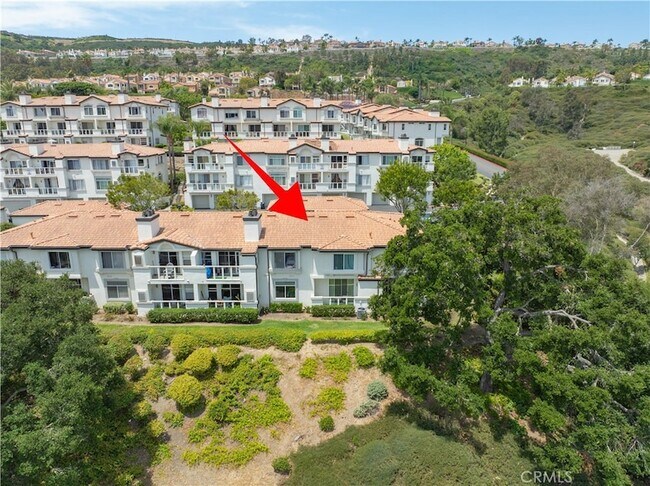 Building Photo - 30902 Club House Dr
