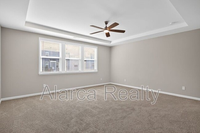 Building Photo - 256 W Waterlynn Rd