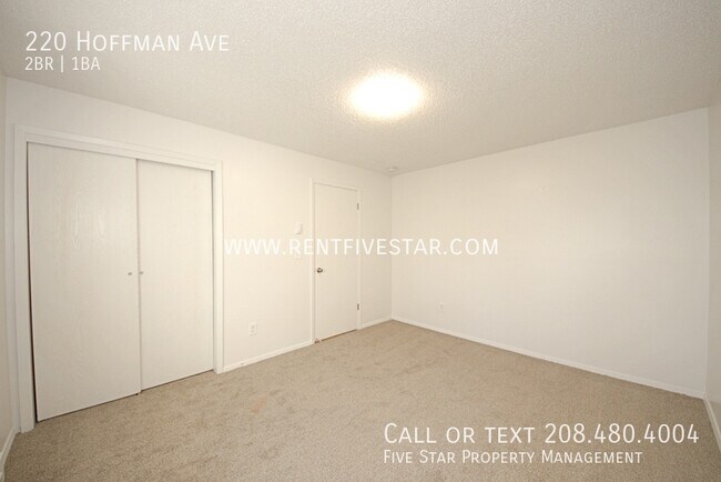 Building Photo - 220 Hoffman Ave