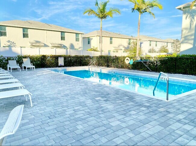 Building Photo - 206 Osprey Preserve Blvd