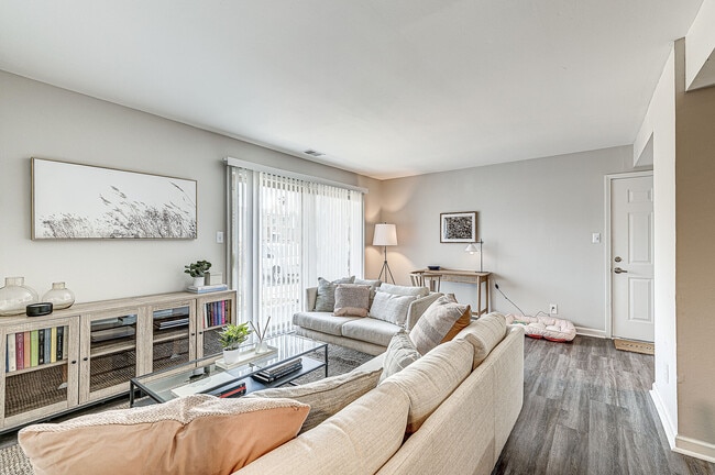 Building Photo - The Oasis