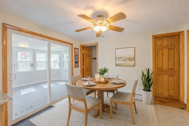 Building Photo - Refined Ranch Living in a Private Natural Setting