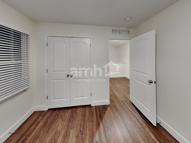 Building Photo - 4267 Crestone Peak St