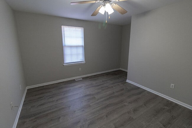 Building Photo - 4014 Arctic Fox Dr