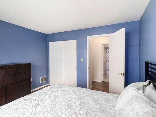 Building Photo - 1859 Restful Dr
