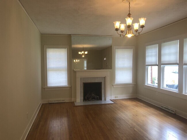 Building Photo - 1319 Peachtree St