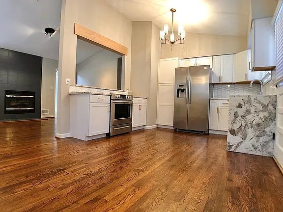 Building Photo - 6711 W 78th Terrace