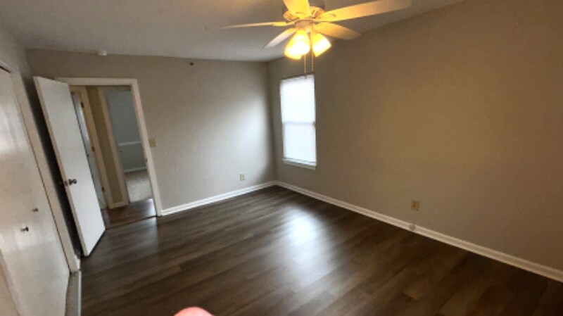 Building Photo - 7103 Lydgate Dr