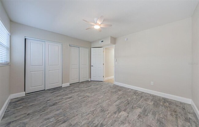 Building Photo - 2186 Edythe Dr