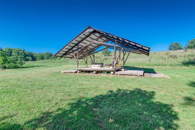 Building Photo - 20200 S Hart Creek Rd