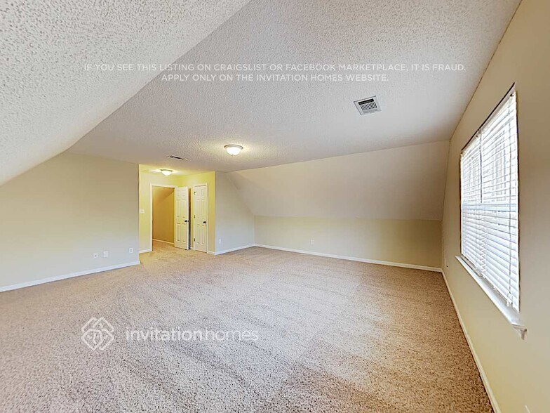 Building Photo - 70 Brittain Way