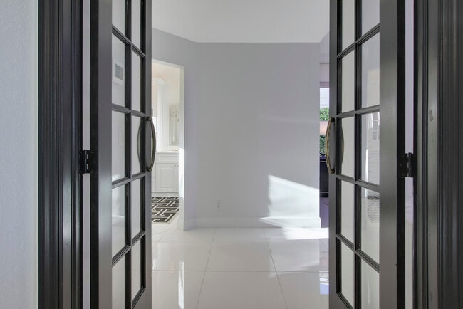 Building Photo - 10720 Ave of the PGA