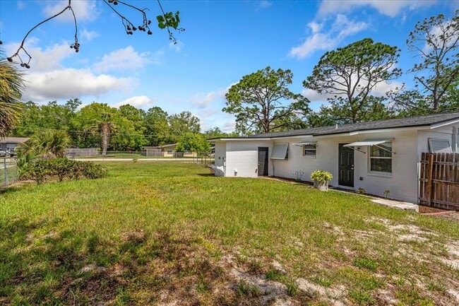 Building Photo - 106 Driftwood Ln