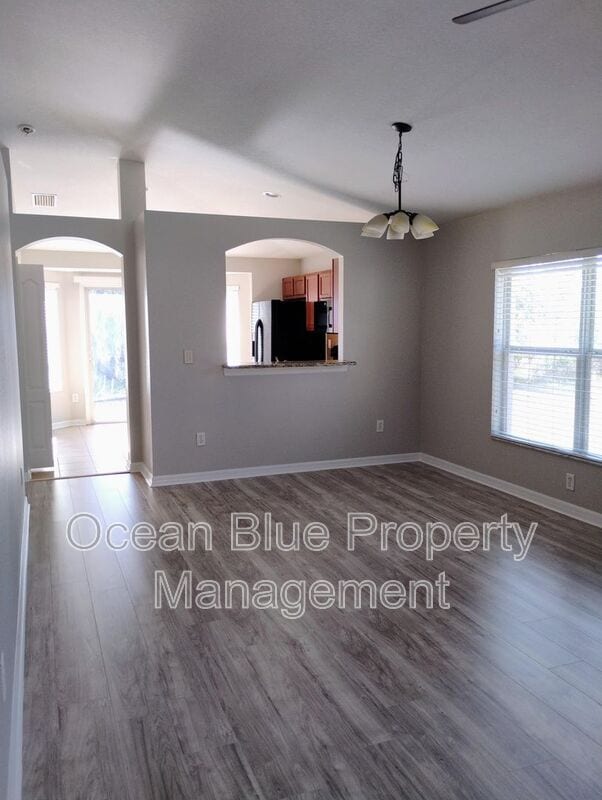 Building Photo - 18200 Cypress Bay Pkwy