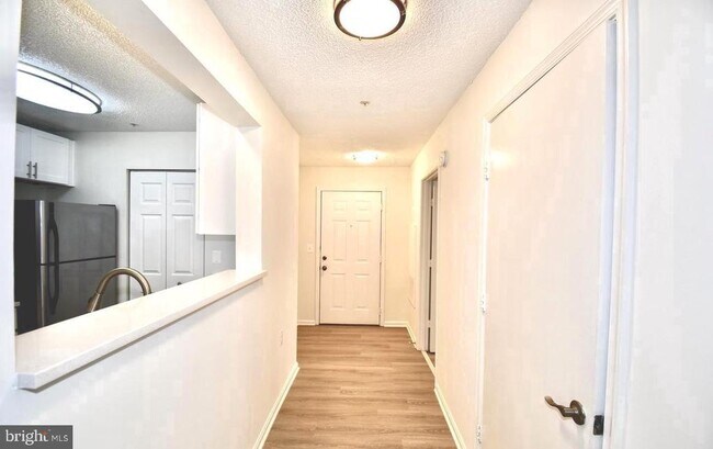 Building Photo - 12901 Churchill Ridge Cir